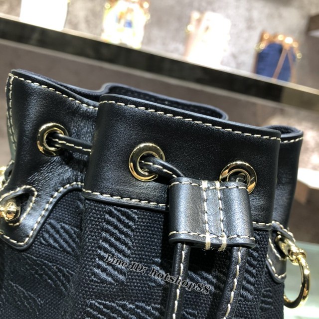 FENDI专柜精品包包 芬迪2020火爆新款肩背水桶女包 Fendi8066黑色牛仔布FF LOGO水桶包 fdzg2386